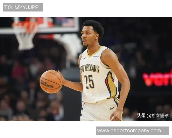 特雷墨菲半场表现抢眼11投6中斩获15分1篮板3抢断展现实力