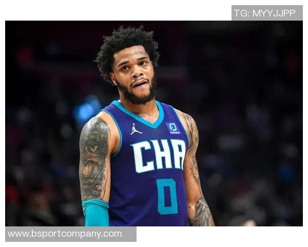 迈尔斯布里奇斯表现出色19投10中斩获24分9篮板8助攻助球队争胜