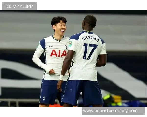 孙兴慜感恩寒冬中支持他的韩国球迷温暖心灵的集训时光 孙兴慜感恩寒冬中支持他的韩国球迷温暖心灵的集训时光