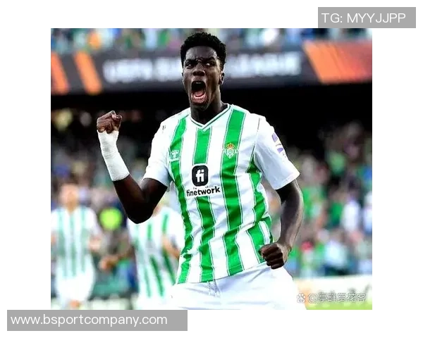 英媒报道曼联利物浦争抢扬迪奥曼德莱比锡标价接近1亿欧元