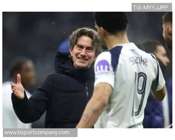 电讯报揭示热刺更衣室权力斗争罗梅罗特权引发弗兰克权威动摇