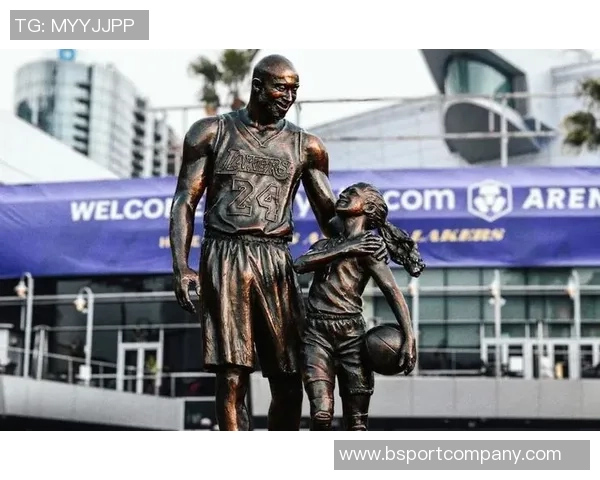 美网友热议里夫斯表现出色呼吁为其立雕像全明星之路指日可待