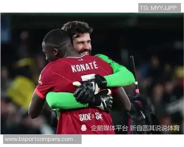 迪尼评科纳特表现欠佳与范迪克搭档显得犹豫不决 迪尼评科纳特表现欠佳与范迪克搭档显得犹豫不决