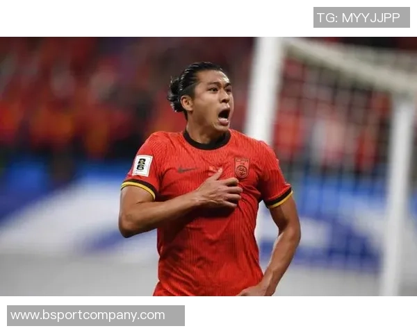 张玉宁呼吁理性对待球员表现球迷情绪发泄应有度 张玉宁呼吁理性对待球员表现球迷情绪发泄应有度